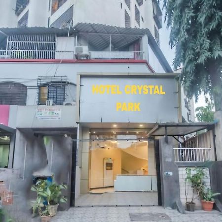 Hotel Crystal Park Near Nesco Exhibition Center 뭄바이 외부 사진